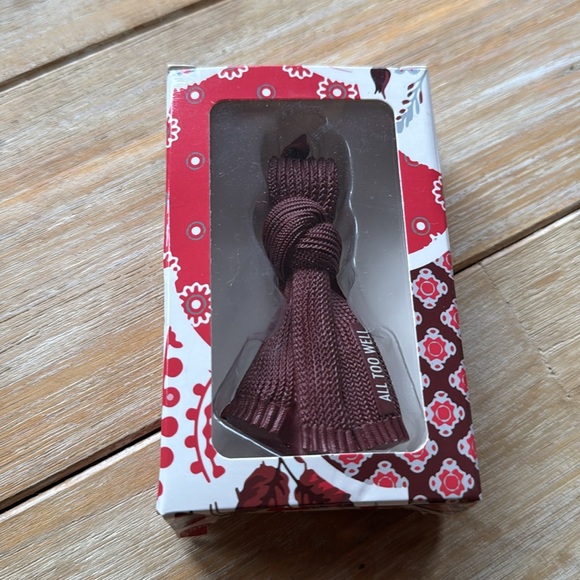 Lot of 8 official Taylor Swift ornaments - Picture 9 of 9